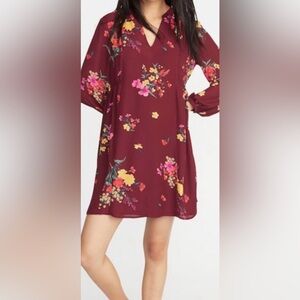 Old Navy Floral-Print Georgette
Swing Dress.